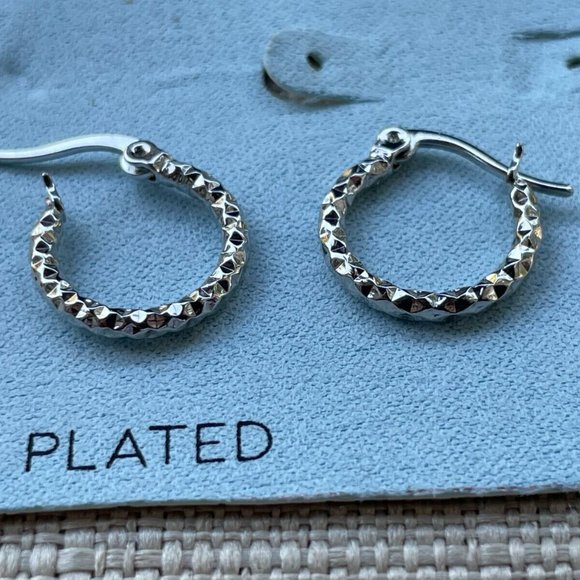 Eva and Lily Women Earring Silver Plated Hoop Small Ear jewelry new - Picture 3 of 11